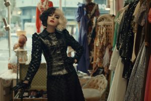15 فیلم برتر سال 2021 که نباید از دست بدهید 1 Cruella 2