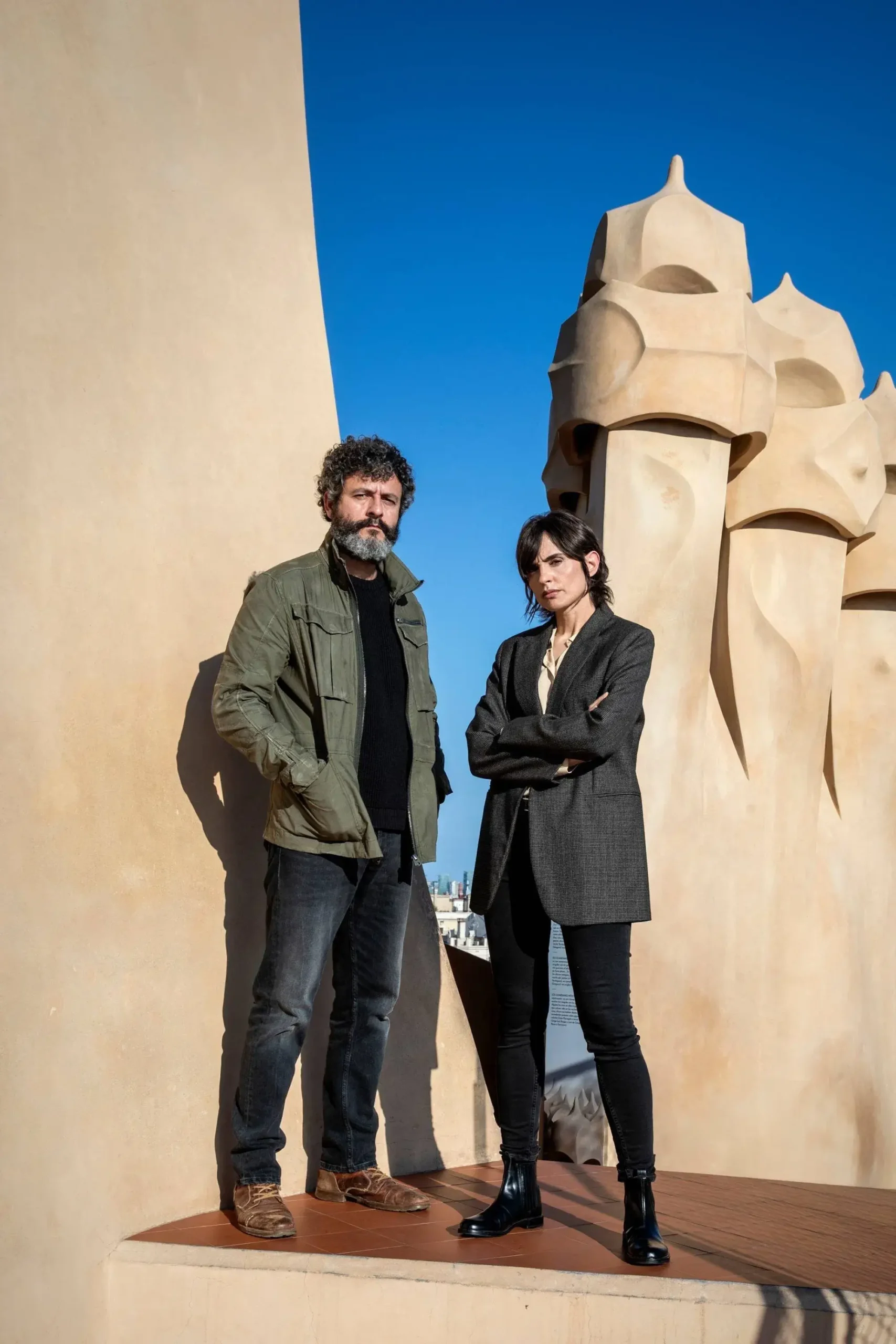 شهر سایه ها (City of Shadows)